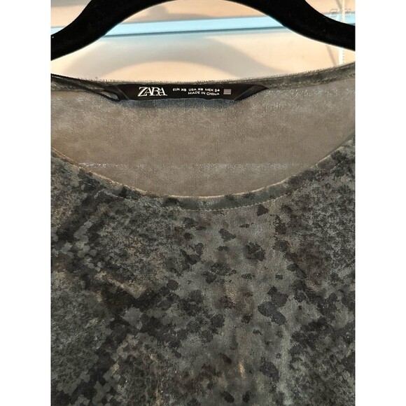 Zara snakeskin mini green velvet dress - Picture 3 of 5